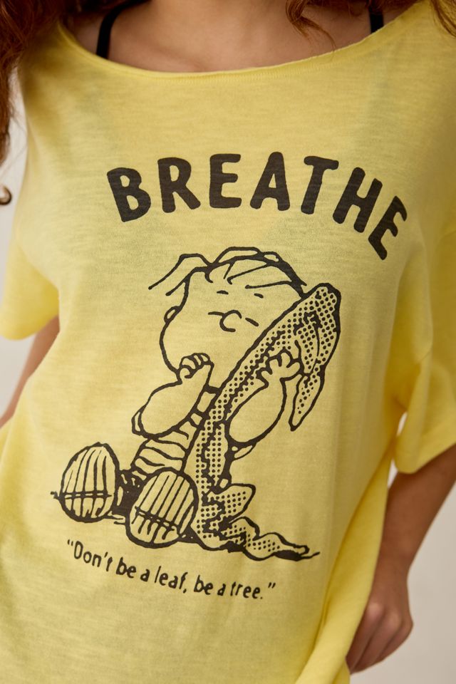 Peanuts UO Exclusive Courtney Graphic Off-The-Shoulder Oversized Tee #2