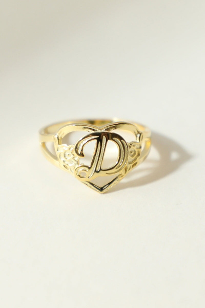 The M Jewelers The Gold Cutout Flower Heart Letter Ring