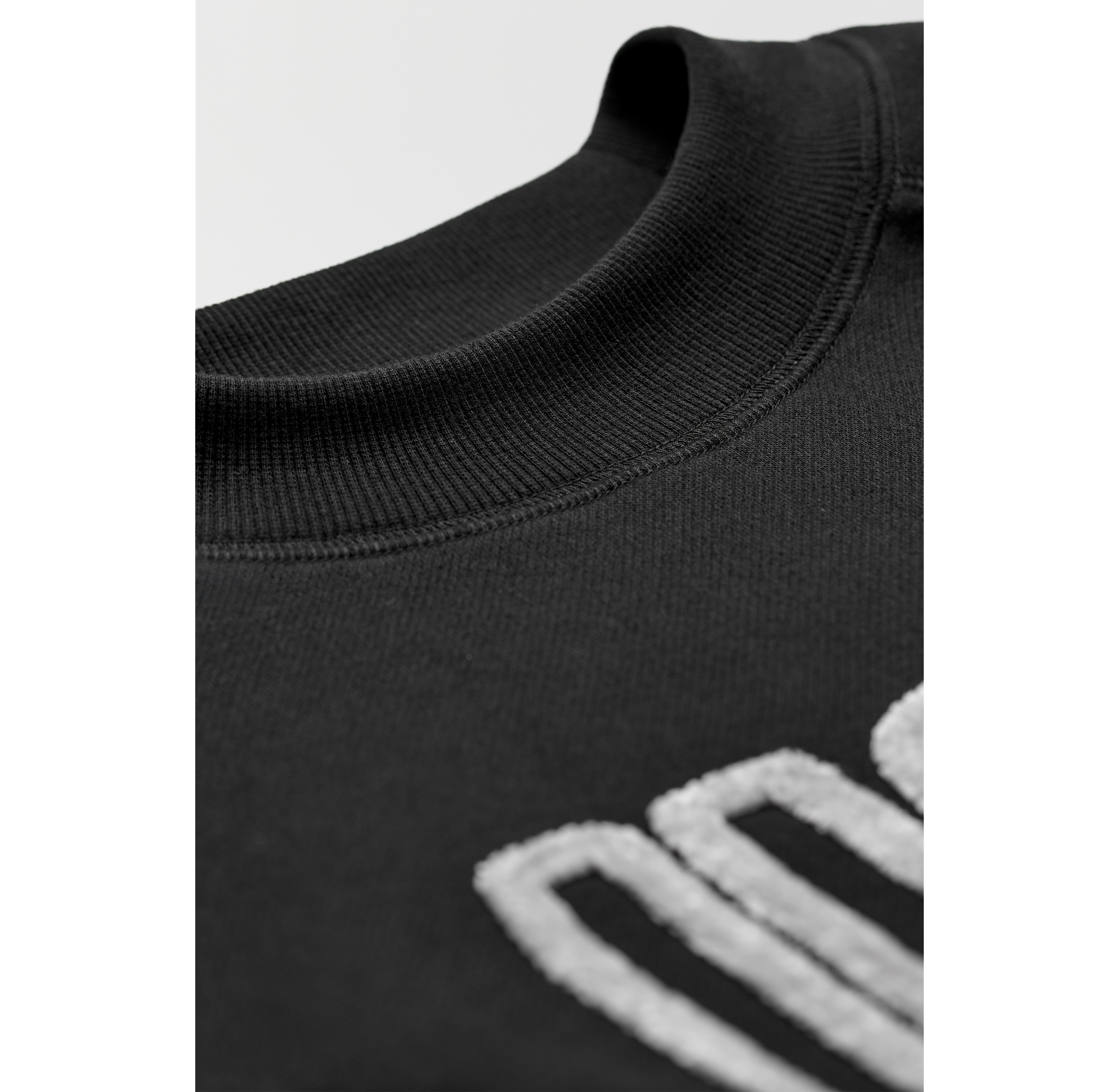 UGG Logo Applique Graphic Relaxed Crew Neck Pullover
