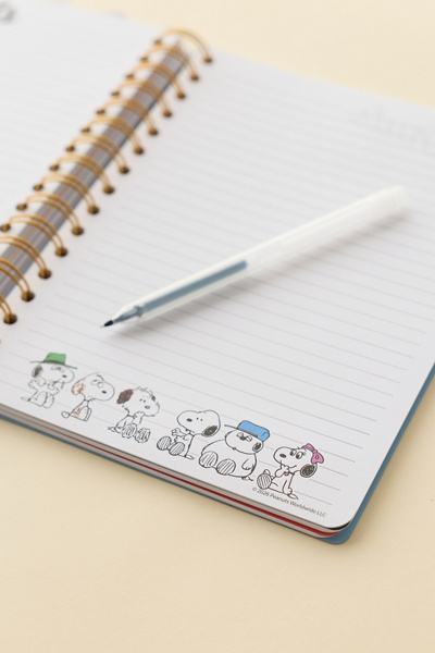 Peanuts UO Exclusive Pups Of Peanuts Snoopy Tabbed Spiral Notebook