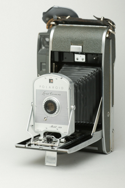Acme Camera Co. Vintage Polaroid Model 160 Land Camera