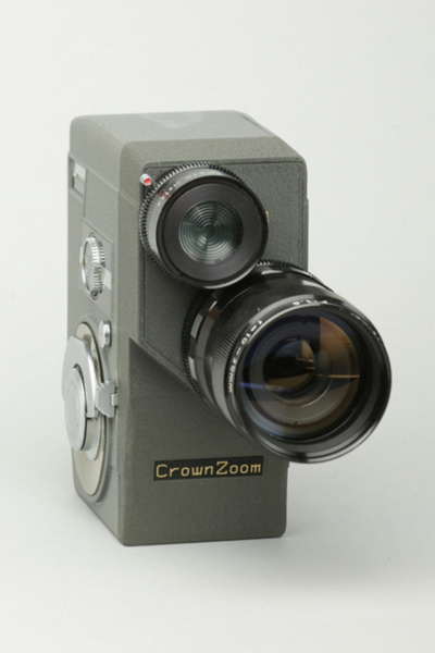 Acme Camera Co. Vintage Crown 8 Model EZS 8mm Movie Camera