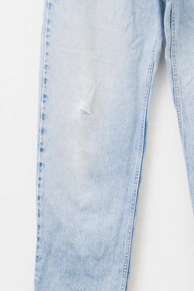 Vintage 1990s Levi’s® 550 Light Wash Denim Blue Jeans