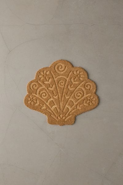 Embossed Seashell Shaped Coir Doormat
