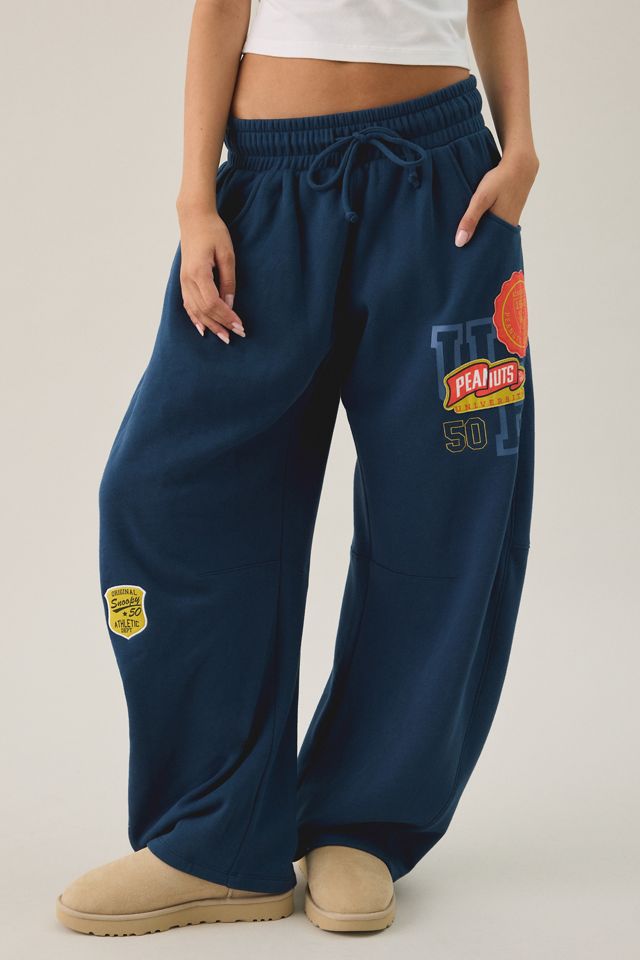 Peanuts UO Exclusive Essential Patched Graphic Barrel Leg Sweatpants #1
