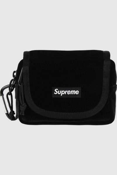 Supreme Velvet Mini Pouch Black シュプリーム Supreme Velvet Mini Pouch | Urban Outfitters