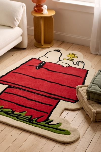 Maison Deux X Peanuts Snoopy Doghouse Wool Tufted Rug