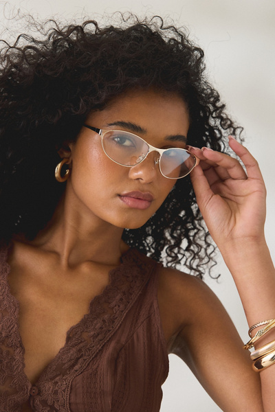 Rue Oval Sunglasses | Urban Outfitters
