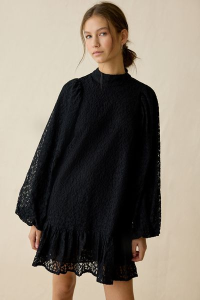 Black Lace Dresses | Urban Outfitters