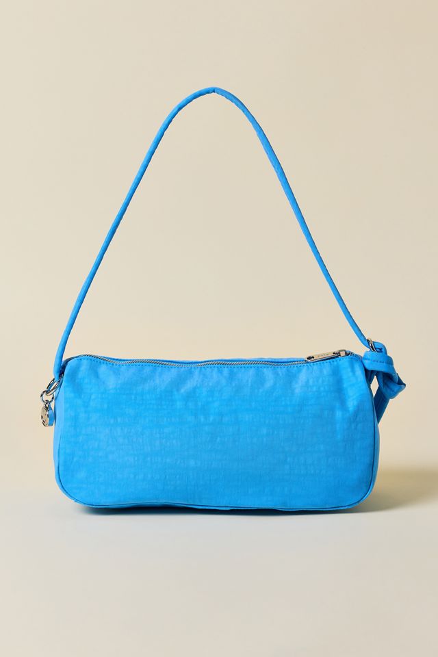 cott th　BAGGU LOAF BAG ショルダーバッグ BAGGU Nylon Loaf Bag | Urban Outfitters