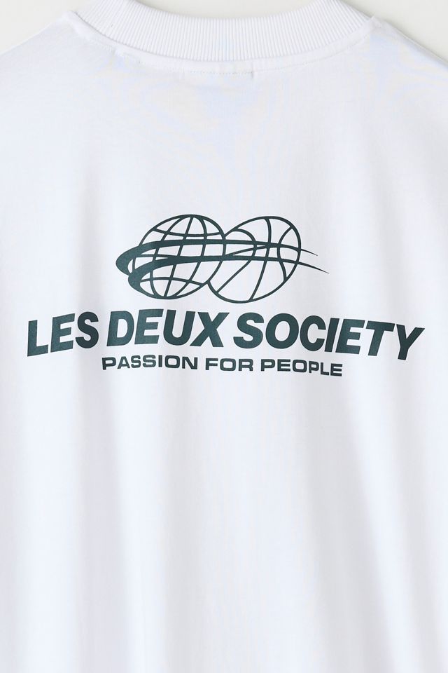 Les Deux Exhibition Graphic Tee #2