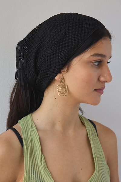 Oversized Fringed Crochet Headscarf | Urban Outfitters display picture 2