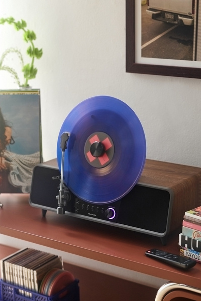 Crosley Beck Fully Automatic Vertical Record Player | Urban Outfitters