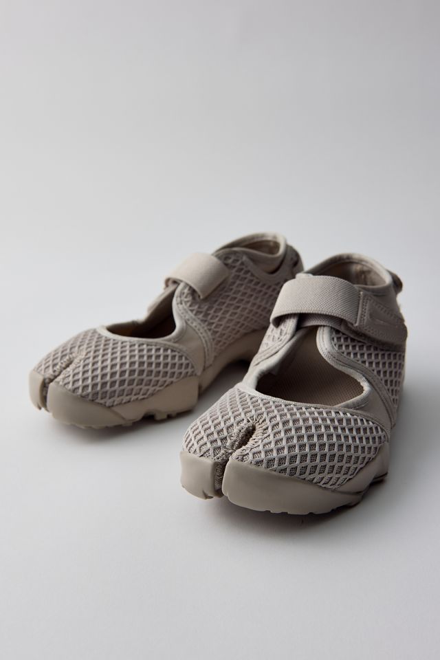 Nike UO Exclusive Women's Air Rift Sneaker #2