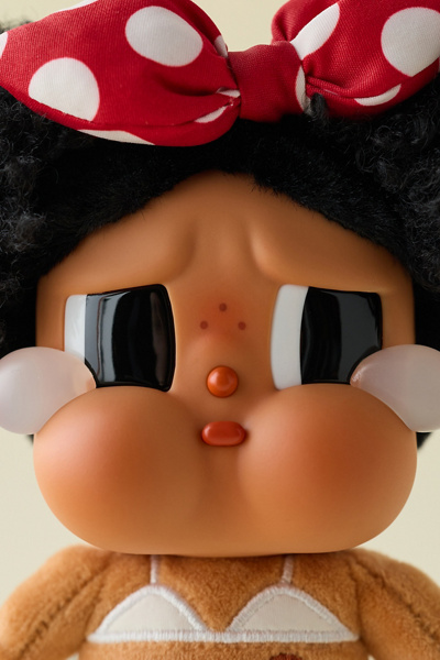 POP MART CRYBABY Vacation Mode On Series Blind Box Keychain