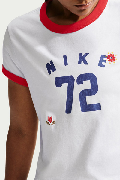 Nike Sportswear Floral Graphic Cropped Ringer Tee
