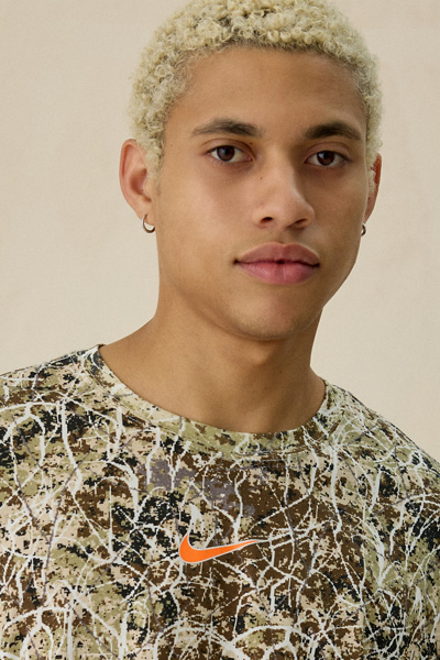Nike Logo Graphic Allover Camo Tee