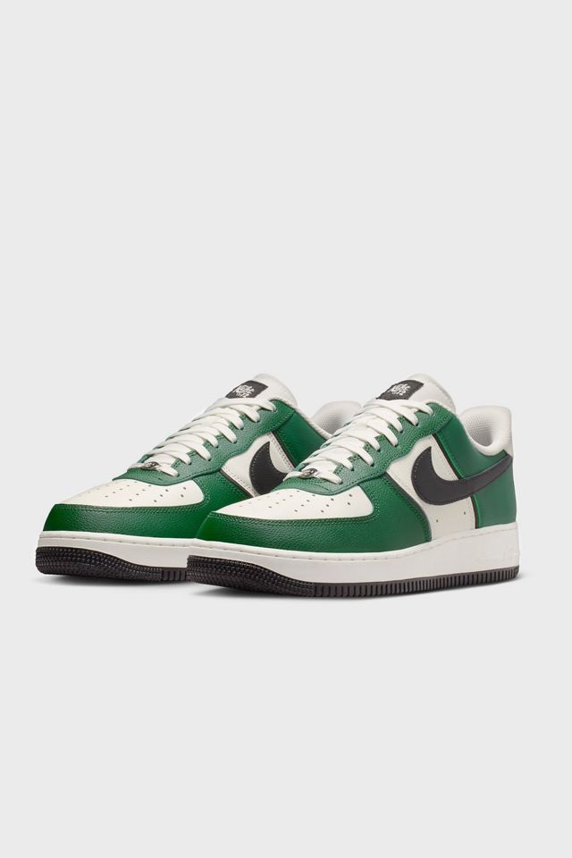 Nike Men's Air Force 1 '07 LV8 Sneakers #1