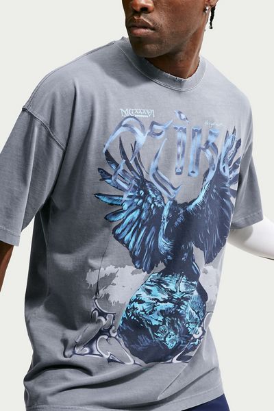 Nike M90 Falcon Graphic Tee
