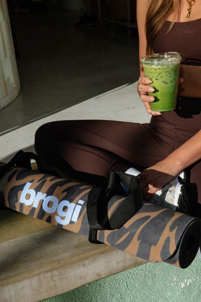 Brogi Yoga The Carry On Yoga Mat Carry Strap