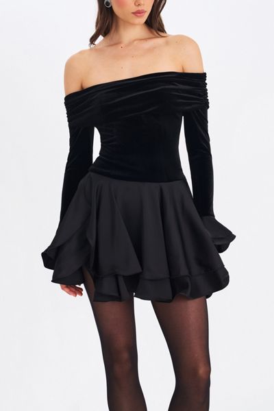 urban outfitters green velvet dress Urban Outfitters Green Velvet Dress – Bombay Closet Cleanse main image 0