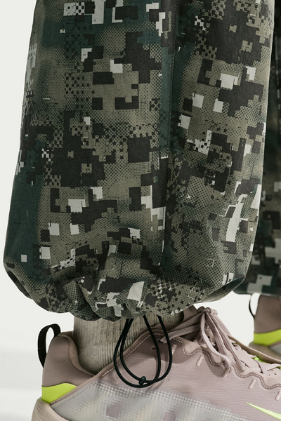 Nike Tech Camo Dri-FIT Woven Pants