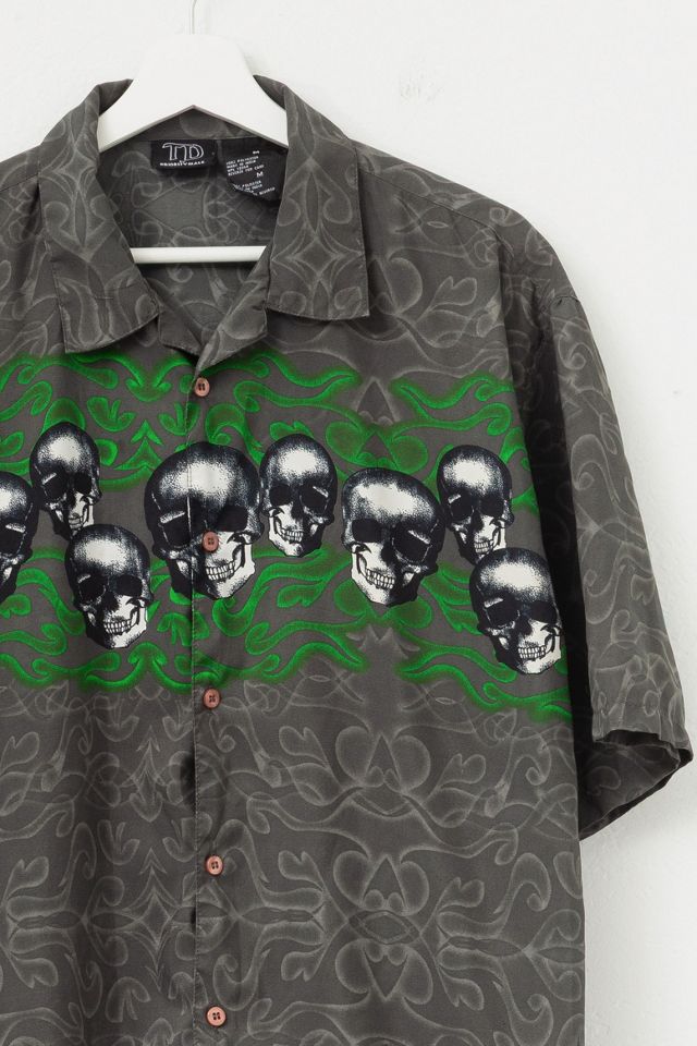 Vintage Y2K Skull Graphic Print Short Sleeve Button Up Shirt #1