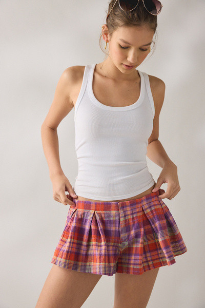 Kimchi Blue Talia Check Trapeze Pleated Shorts | Urban Outfitters