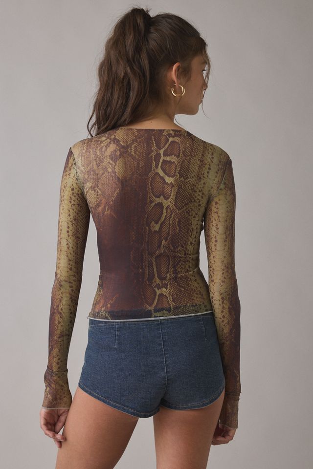 IRENE アイレネ　Lace Print Mesh Tops I.AM.GIA Izar Snake Print Mesh Long Sleeve Top | Urban Outfitters