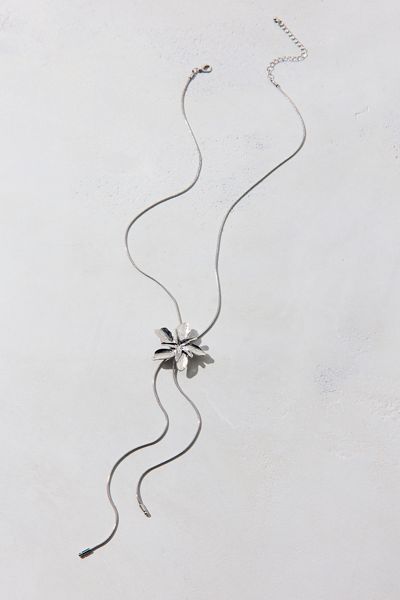 Bloom Flower Chain Bolo Necklace