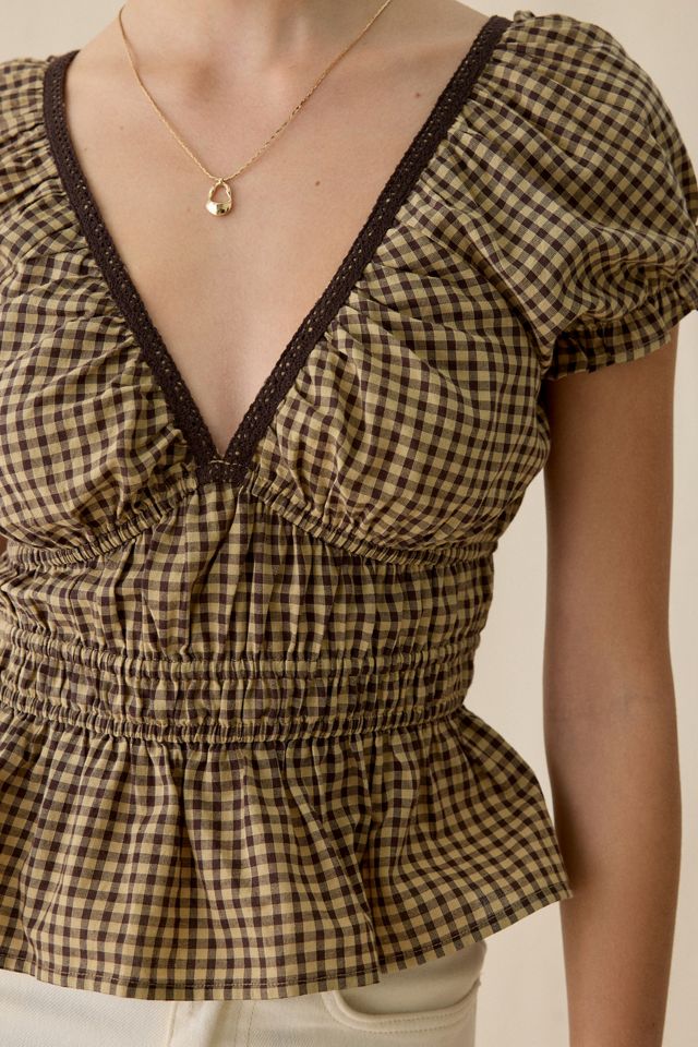 Blouse à manches courtes Kimchi Blue Jane froncée avec bordure en dentelle #1