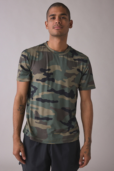 TENORE Graphene Performance Running Tee in Olive Camo, Men's at Urban Outfitters