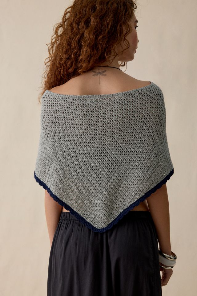 Poncho au crochet à épaules dénudées Game Day Kimchi Blue #1