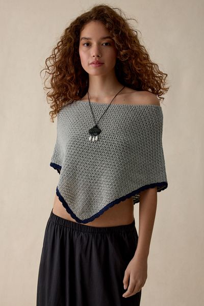 Kimchi Blue Game Day Crochet Off-The-Shoulder Poncho