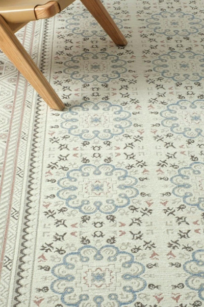 Revival Petal Slim Washable Rug