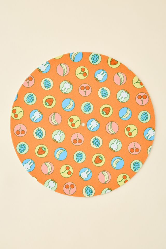 Tapis de platine vinyle dansant Miffy + Retrospekt #1