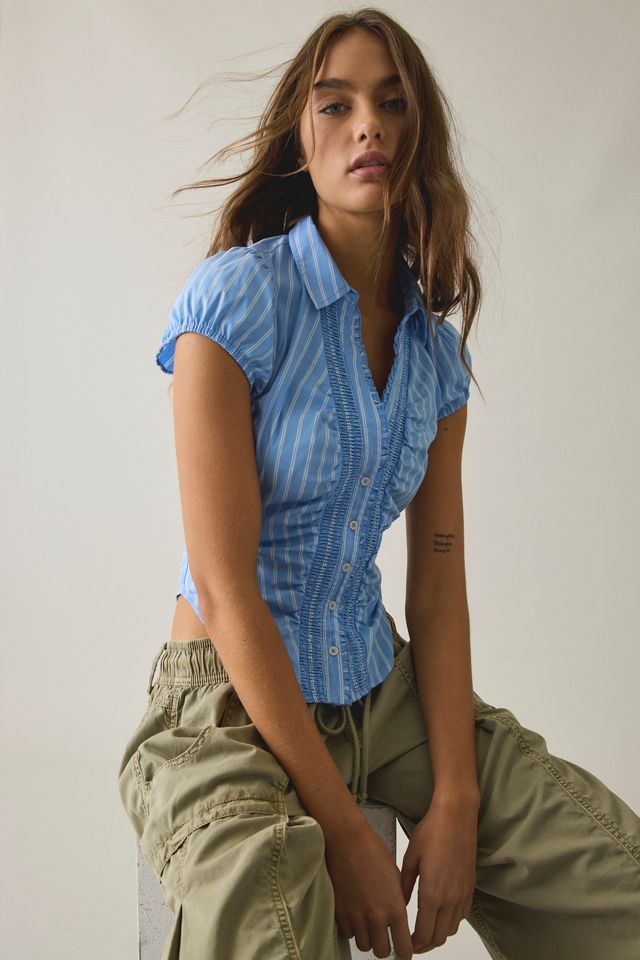 Chemise boutonnée UO Brynn à manches bouffantes et volants #1