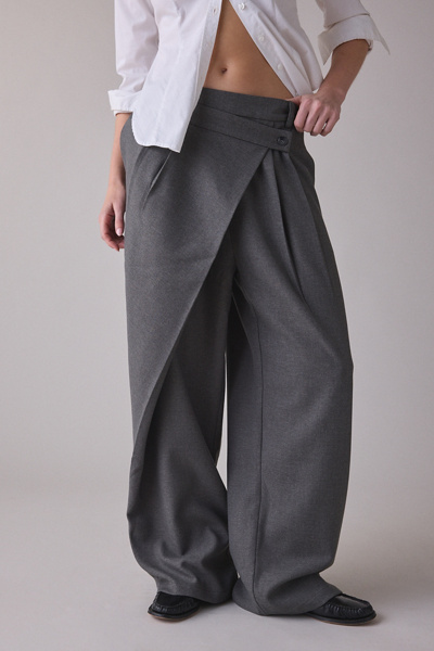 Motel Kanna Asymmetric Pleated Baggy Trouser | Urban Outfitters