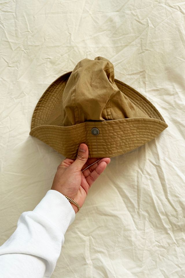 Margaret Howell MHL 帽子　タッグ付き MHL Margaret Howell Gabardine Snap Bucket Hat | Urban Outfitters