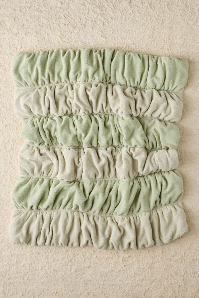 Cinched Marshmallow Cloud Fleece Throw Blanket #1