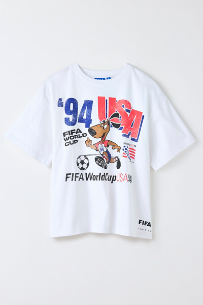 ワールドカップ USA 94 Tシャツ ブラックM FIFA World Cup™ UO Exclusive USA '94 Graphic Tee | Urban Outfitters