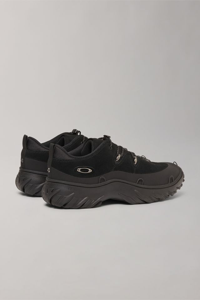 Oakley Men's Meridian Low Ext Sneakers #1