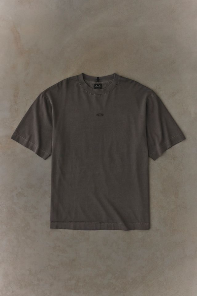 Oakley Reserve Strato Icon Tee #1
