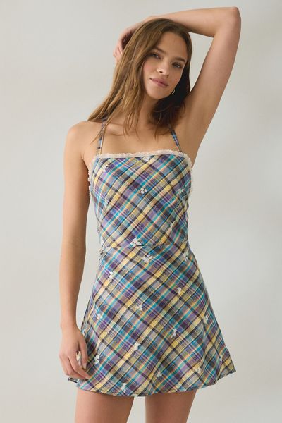 BDG Throw It On Tie-Strap Plaid Babydoll Mini Dress | Urban Outfitters
