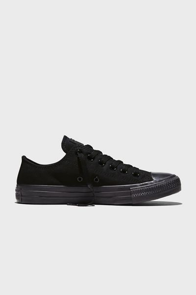 Converse Chuck Taylor Low Top Sneakers