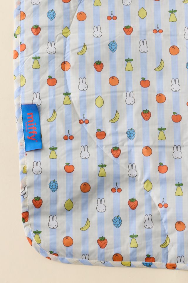 Couverture de pique-nique matelassée gonflée BAGGU & Miffy #3
