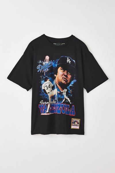 Mitchell & Ness MLB Legends Los Angeles Dodgers Fernando Valenzuela Graphic Tee