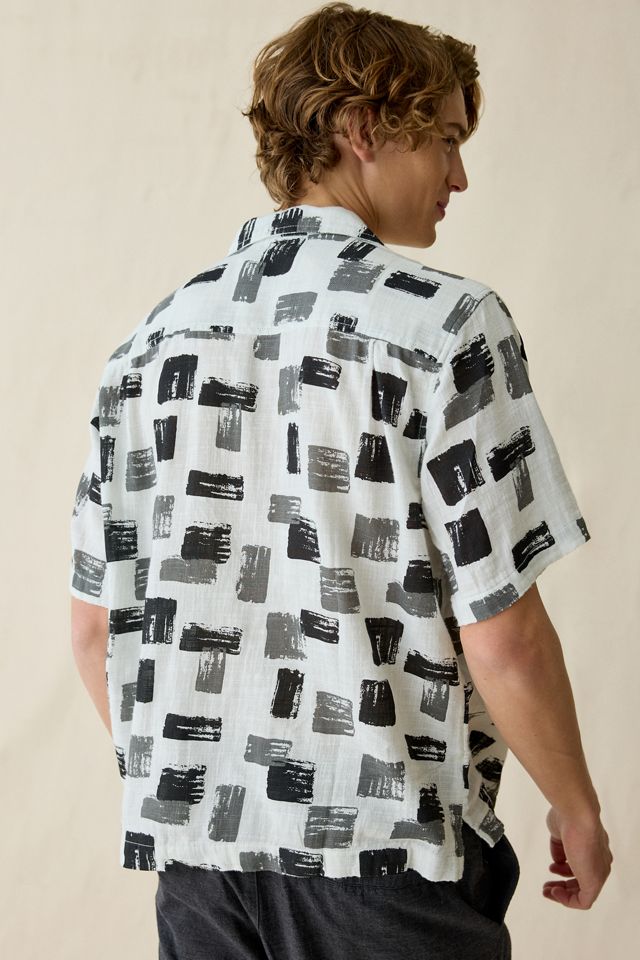 Chemise UO à manches courtes à col camp aéré à motif d'été #1