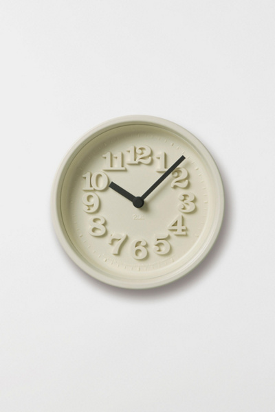 Lemnos Chiisana Mini Clock | Urban Outfitters