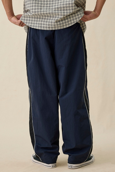 GUESS JEANS Crinkle Track Pants
